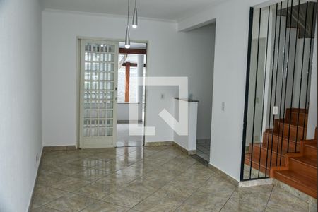 Sala de casa de condomínio para alugar com 3 quartos, 90m² em Parque Villa Flores, Sumaré