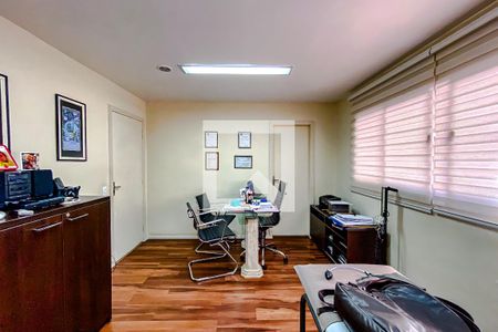 Casa à venda com 600m², 8 quartos e 15 vagasQuarto 2