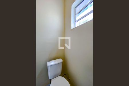 Casa à venda com 600m², 8 quartos e 15 vagasBanheiro 2