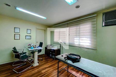 Casa à venda com 600m², 8 quartos e 15 vagasQuarto 2