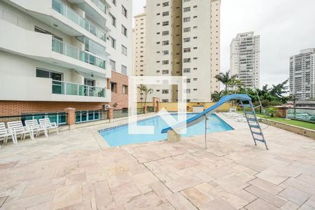 Apartamento à venda com 110m², 3 quartos e 2 vagasÁrea comum - Piscina