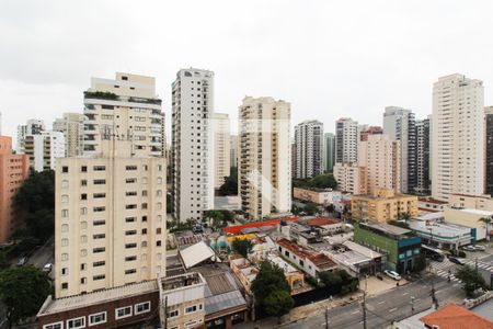 Vista de apartamento à venda com 3 quartos, 86m² em Moema, São Paulo