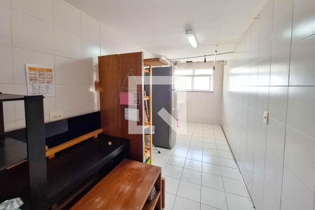 Apartamento à venda com 180m², 3 quartos e 2 vagasCozinha 1