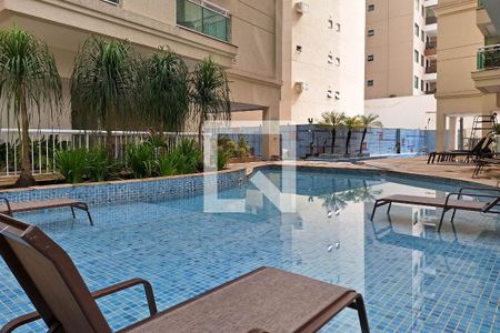 Apartamento à venda com 180m², 3 quartos e 2 vagasÁrea comum - Piscina