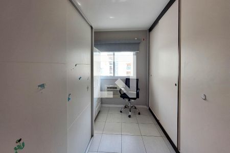 Apartamento à venda com 180m², 3 quartos e 2 vagasQuarto 2