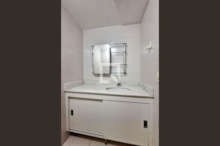 Apartamento à venda com 180m², 3 quartos e 2 vagasBanheiro da Suíte 1