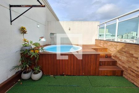 Apartamento à venda com 180m², 3 quartos e 2 vagasCobertura