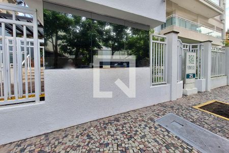 Apartamento à venda com 180m², 3 quartos e 2 vagasFachada 