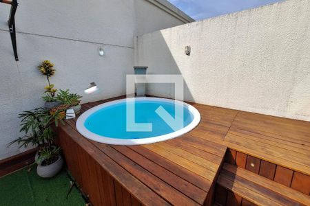 Apartamento à venda com 180m², 3 quartos e 2 vagasCobertura