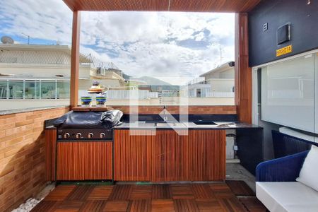 Apartamento à venda com 180m², 3 quartos e 2 vagasCobertura