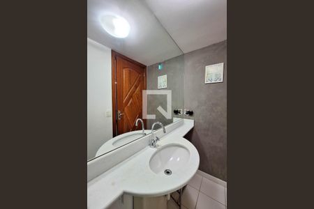 Apartamento à venda com 180m², 3 quartos e 2 vagasLavabo