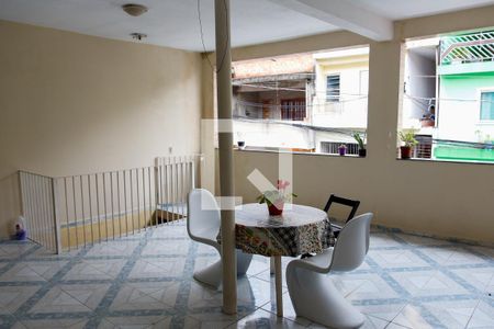 Casa à venda com 226m², 2 quartos e 2 vagasSacada