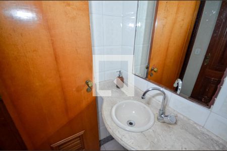 Lavabo de apartamento para alugar com 4 quartos, 144m² em Tijuca, Rio de Janeiro