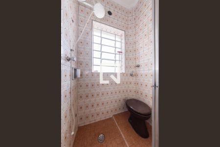 Casa à venda com 140m², 2 quartos e 3 vagasBanheiro