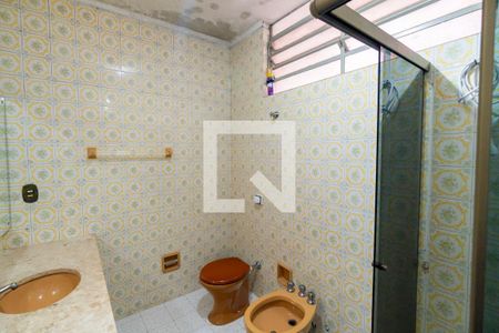 Banheiro da Suíte de casa à venda com 3 quartos, 150m² em Parque Jabaquara, São Paulo