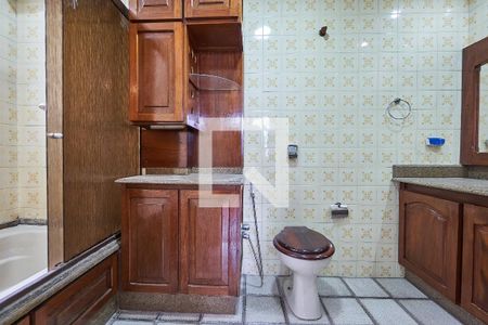 Banheiro Suite de apartamento à venda com 3 quartos, 130m² em Vila Isabel, Rio de Janeiro