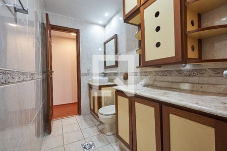 Apartamento à venda com 130m², 3 quartos e 2 vagasBanheiro Social