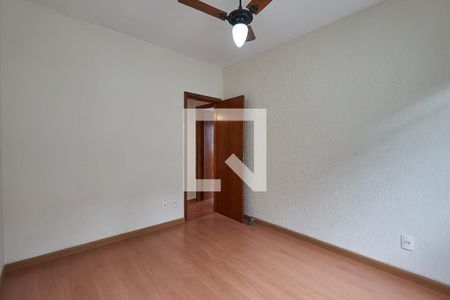 Apartamento à venda com 130m², 3 quartos e 2 vagasQuarto 2