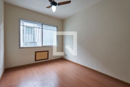 Apartamento à venda com 130m², 3 quartos e 2 vagasQuarto 2