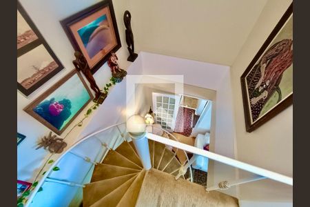 Apartamento à venda com 130m², 2 quartos e sem vaga2 piso