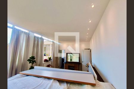 Apartamento à venda com 130m², 2 quartos e sem vagaSuíte