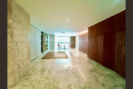 Apartamento à venda com 130m², 2 quartos e sem vagaPortaria