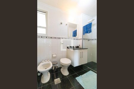 Apartamento à venda com 110m², 3 quartos e 2 vagasBanheiro 