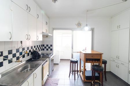 Apartamento à venda com 110m², 3 quartos e 2 vagasCozinha