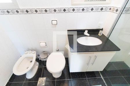 Apartamento à venda com 110m², 3 quartos e 2 vagasBanheiro 