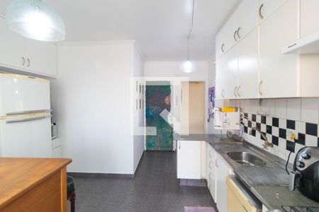 Apartamento à venda com 110m², 3 quartos e 2 vagasCozinha