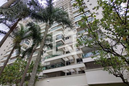Apartamento para alugar com 114m², 4 quartos e 2 vagas Apartamento para alugar com 114m², 4 quartos e 2 vagasFachada do bloco