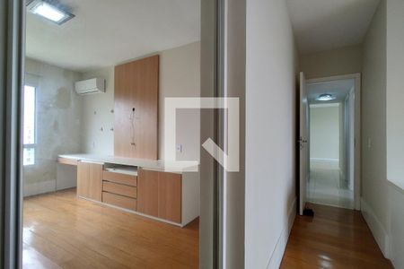 Apartamento para alugar com 114m², 4 quartos e 2 vagas Apartamento para alugar com 114m², 4 quartos e 2 vagasQuarto 3 - Suíte