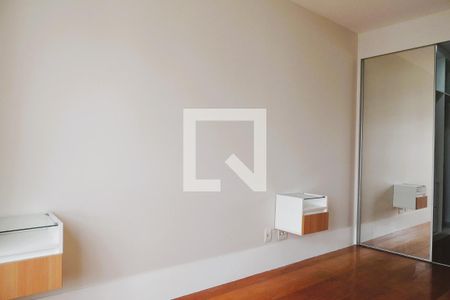 Apartamento para alugar com 114m², 4 quartos e 2 vagasQuarto 3 - Suíte