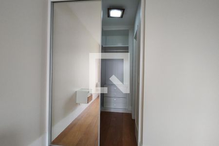 Apartamento para alugar com 114m², 4 quartos e 2 vagas Apartamento para alugar com 114m², 4 quartos e 2 vagasCloset da suíte