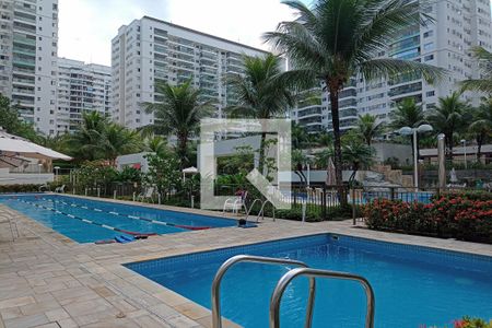 Apartamento para alugar com 114m², 4 quartos e 2 vagas Apartamento para alugar com 114m², 4 quartos e 2 vagasÁrea comum - Piscina