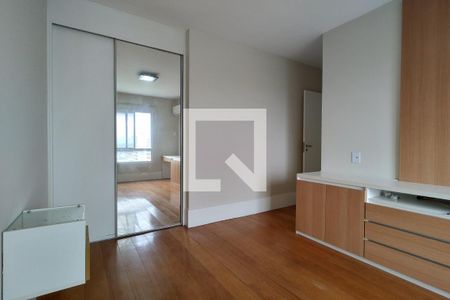 Apartamento para alugar com 114m², 4 quartos e 2 vagas Apartamento para alugar com 114m², 4 quartos e 2 vagasQuarto 3 - Suíte