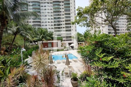 Apartamento para alugar com 114m², 4 quartos e 2 vagas Apartamento para alugar com 114m², 4 quartos e 2 vagasÁrea comum - Piscina