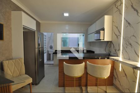 Sala/Cozinha de casa de condomínio à venda com 2 quartos, 70m² em Vila Ede, São Paulo