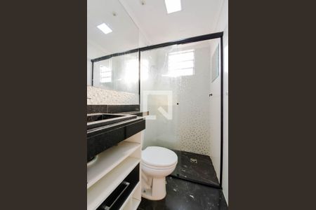 Apartamento para alugar com 44m², 2 quartos e 1 vaga Apartamento para alugar com 44m², 2 quartos e 1 vagaBanheiro