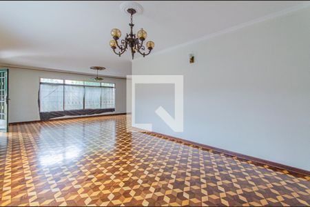 Sala de casa para alugar com 4 quartos, 300m² em Vila Dom Pedro I, São Paulo