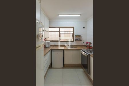 Apartamento à venda com 167m², 4 quartos e 2 vagasCozinha