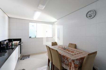 Casa à venda com 203m², 3 quartos e 5 vagasCozinha