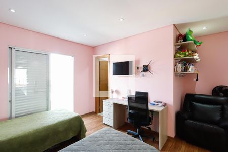 Casa à venda com 203m², 3 quartos e 5 vagasSuíte 2