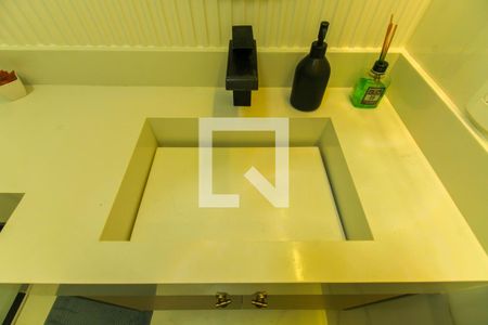 Apartamento à venda com 70m², 2 quartos e 1 vagaBanheiro da suíte 