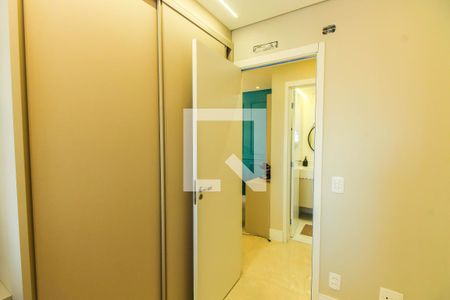 Apartamento à venda com 70m², 2 quartos e 1 vagaQuarto/escritório 