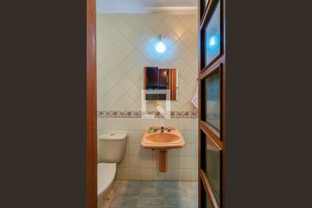 Casa à venda com 200m², 3 quartos e 4 vagas Casa à venda com 200m², 3 quartos e 4 vagasBanheiro da Suíte 2