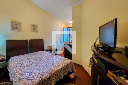 Casa à venda com 200m², 3 quartos e 4 vagas Casa à venda com 200m², 3 quartos e 4 vagasSuíte 3