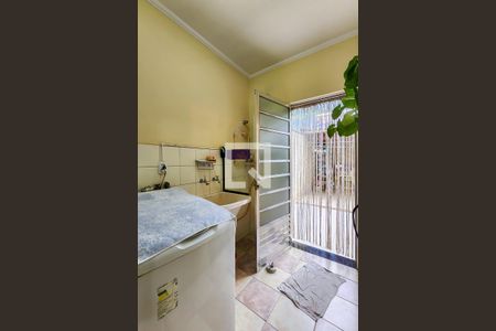 Casa à venda com 200m², 3 quartos e 4 vagas Casa à venda com 200m², 3 quartos e 4 vagasÁrea de Serviço