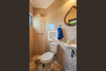 Casa à venda com 200m², 3 quartos e 4 vagas Casa à venda com 200m², 3 quartos e 4 vagasÁrea de Serviço