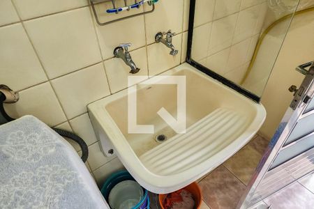 Casa à venda com 200m², 3 quartos e 4 vagas Casa à venda com 200m², 3 quartos e 4 vagasÁrea de Serviço